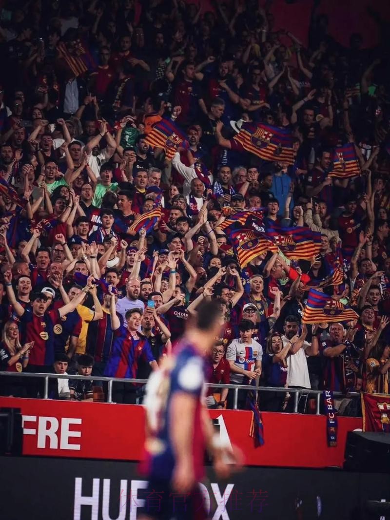 西甲-皇马客场2-1巴萨!国家德比4连胜 阿拉巴建功 西甲-皇马客场2-1巴萨!国家德比4连胜 阿拉巴建功