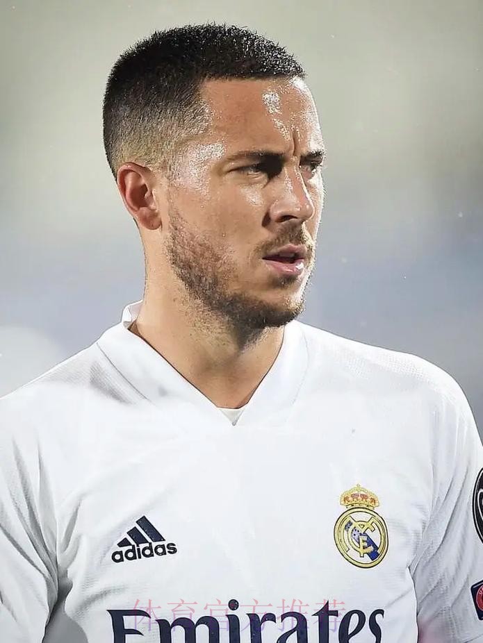 莫伦特斯:阿扎尔再拿不出表现 皇马可能要放弃他 莫伦特斯:阿扎尔再拿不出表现 皇马可能要放弃他